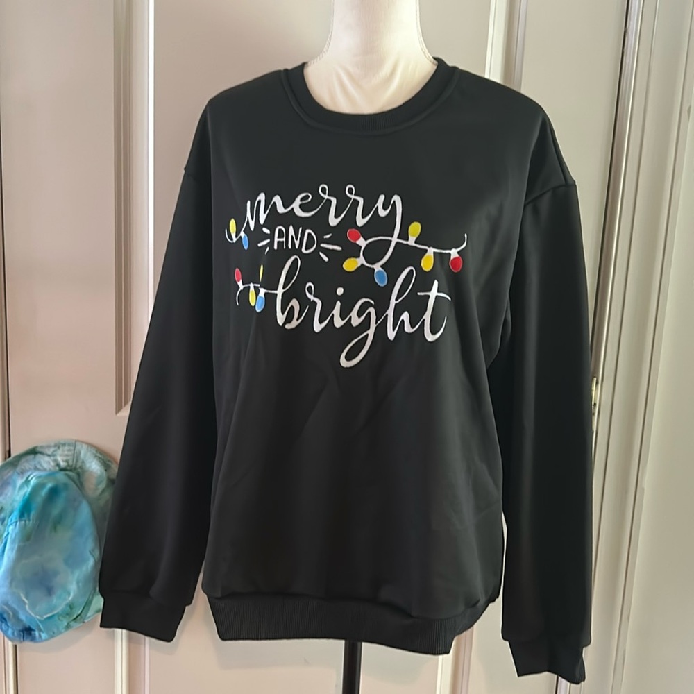 Womens Christmas Sweater Merry and bright sz XL NWOT
